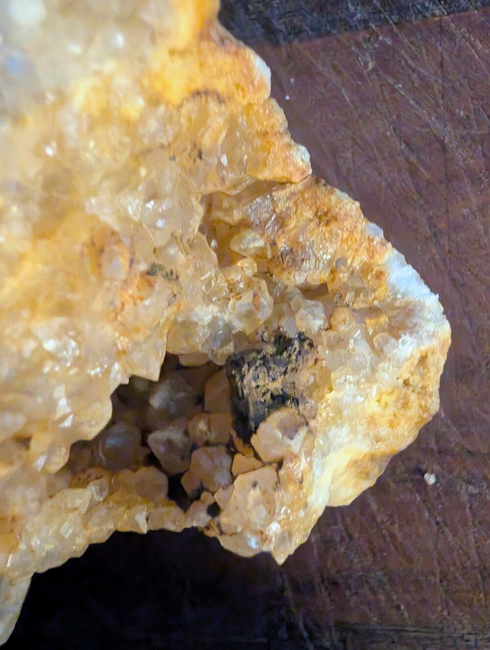 Natural Kentucky Quartz Geode – Cracked Open into 3 Pieces – Sparkling - Picture 5 of 16